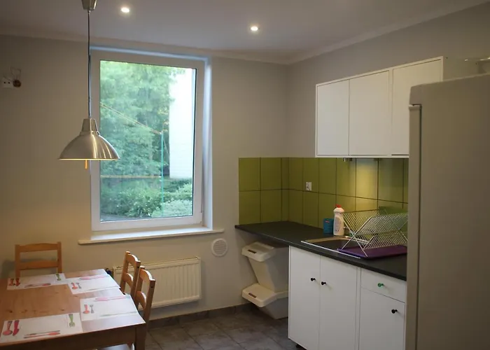 Trzyosobowy W Mieszkaniu Czteropokojowym W Centrum Gdyni.